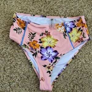 High waisted Pattern Swim bottoms